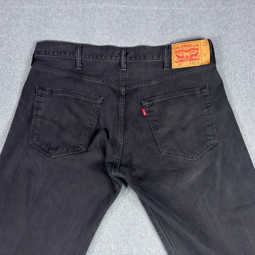 Levi's 501 Mens Jeans Black Button Fly Straight Leg Fits 38x29